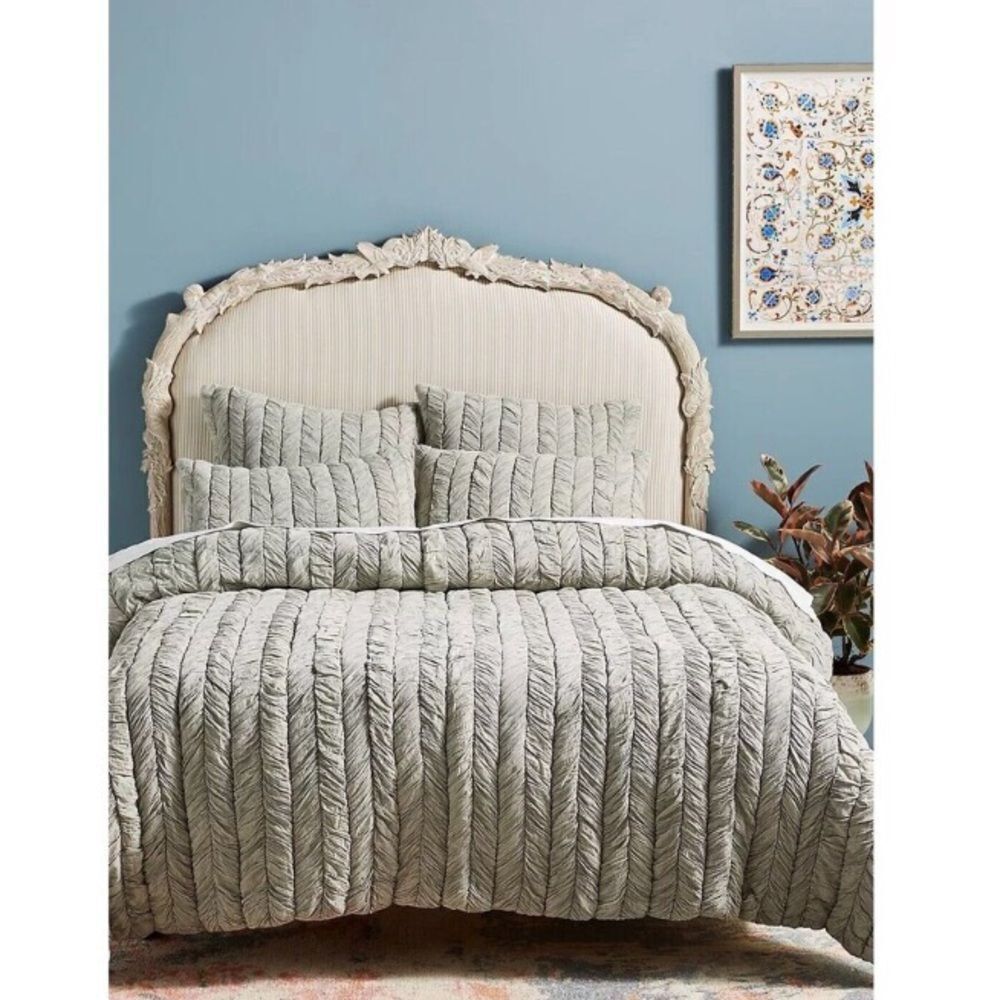 Anthropologie Voile Vienna Ruched Quit in Fog Grey in Twin size